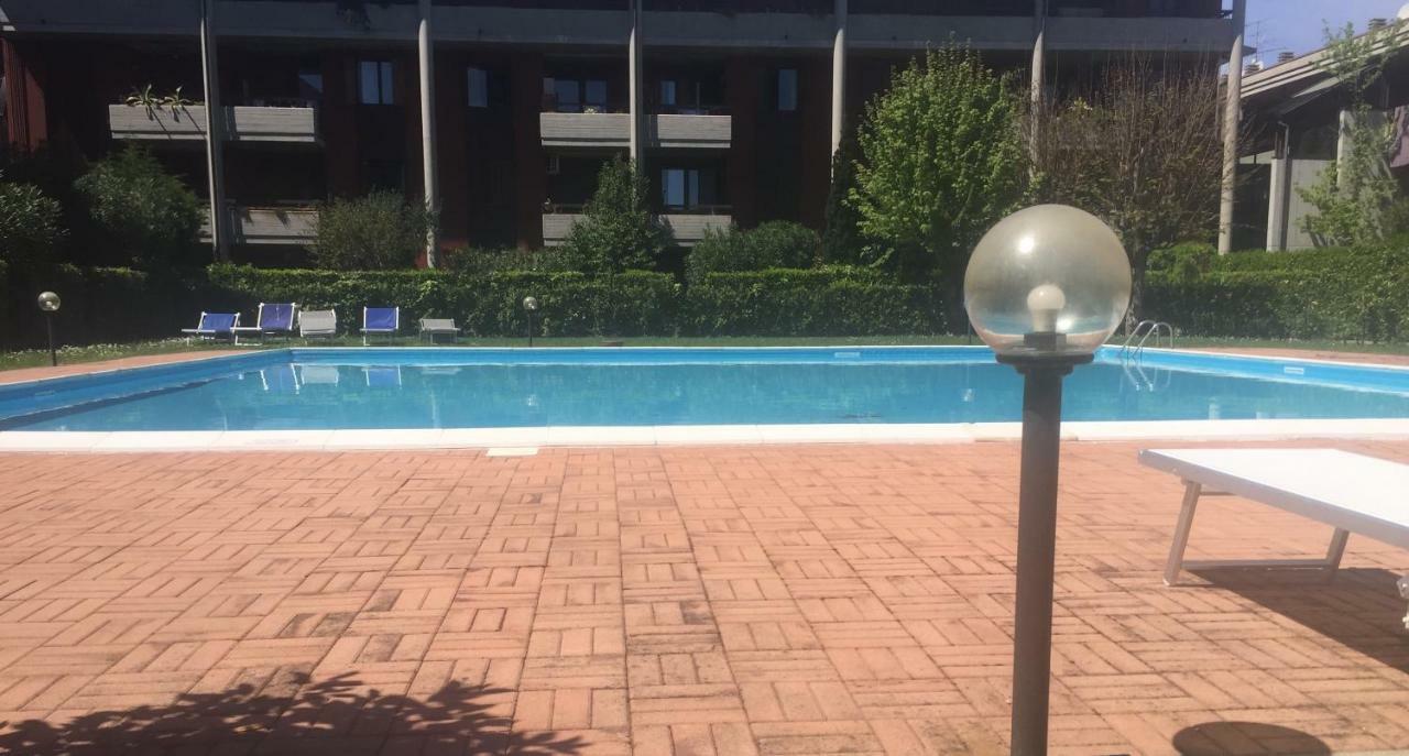Ferienwohnung Casa Palazzo Desenzano del Garda Exterior foto