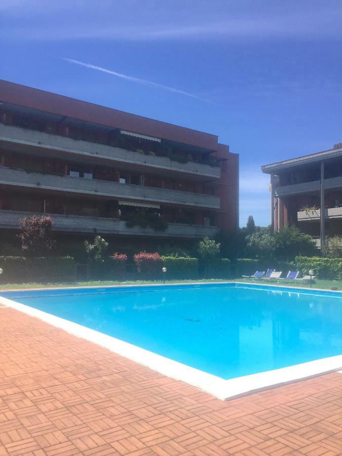 Ferienwohnung Casa Palazzo Desenzano del Garda Exterior foto